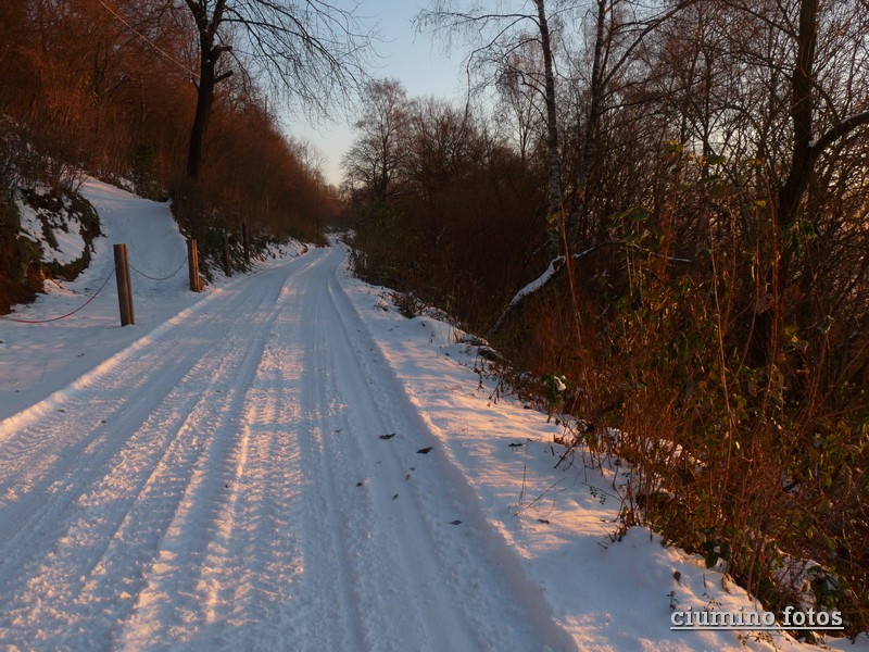 STRADA CHE PORTA  a sant onofrio