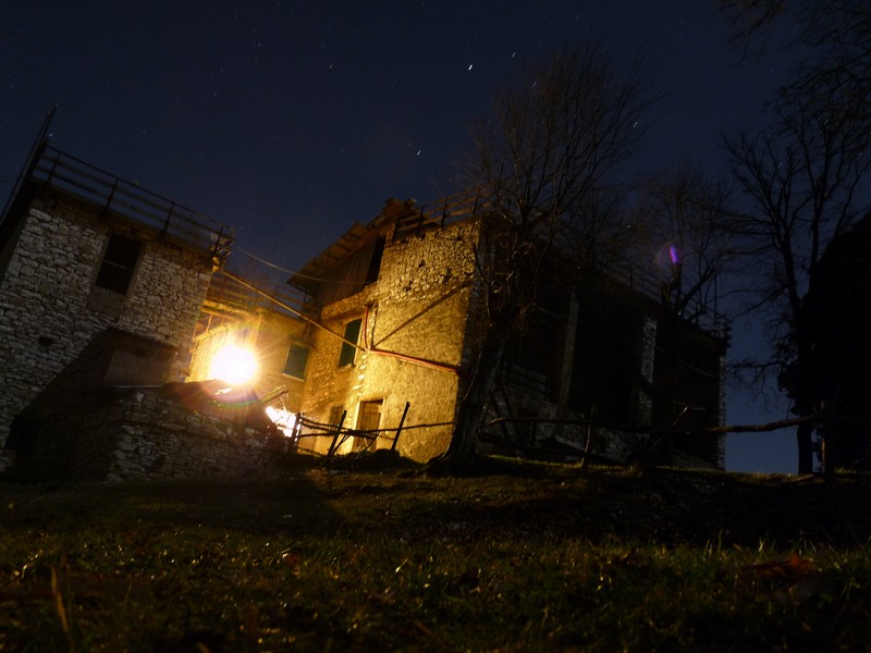 la mia casa...ma come mai le stelle appaiono mosse? la rotazione terrestre?!??!??