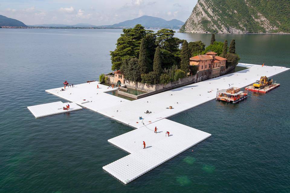 the-floating-piers-l-inizio-dell-allestimento-535371.jpg